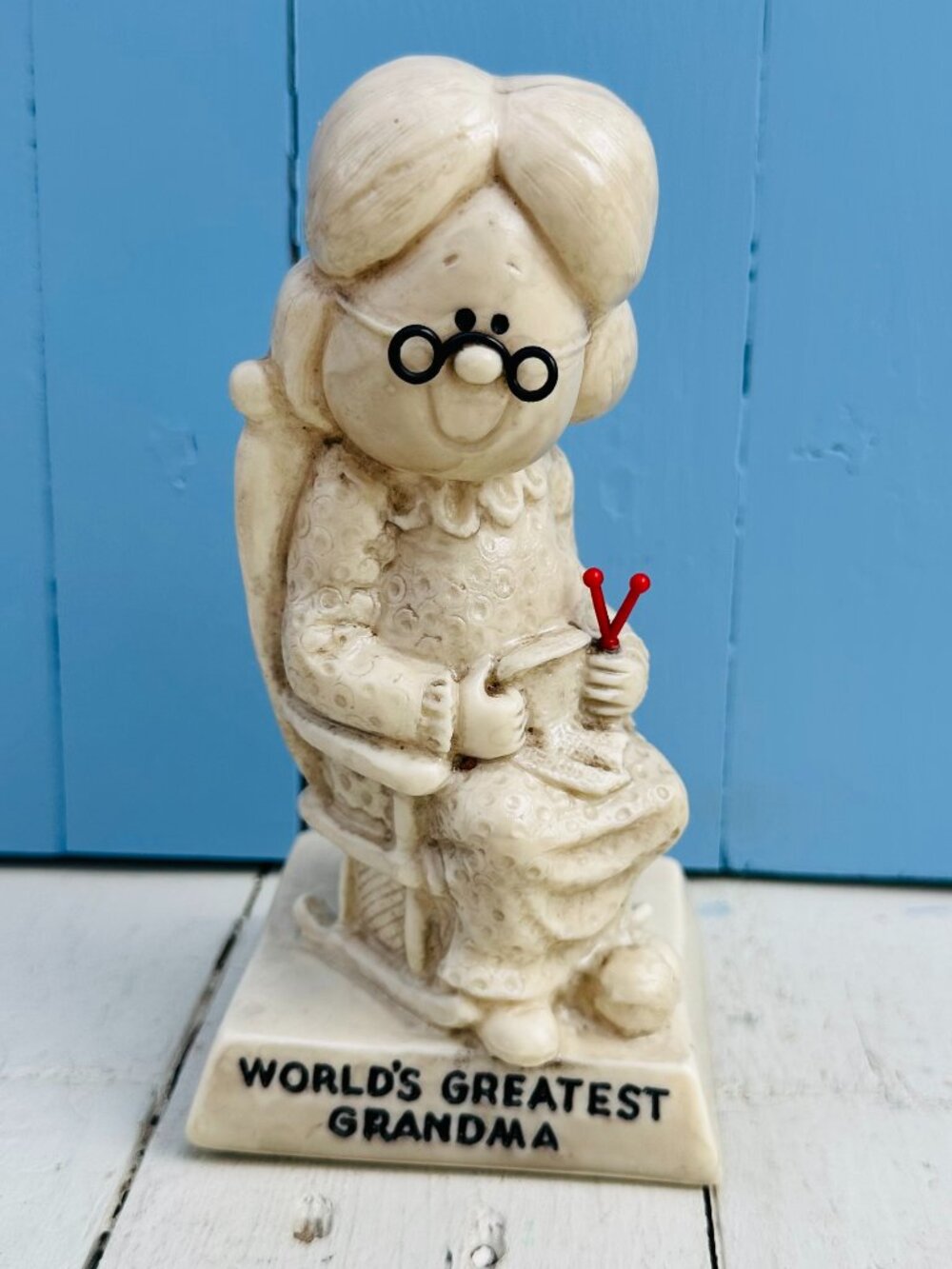 Vintage 70's "World's Greatest Grandma" Gift Statue, Russ Barrie Grandmother